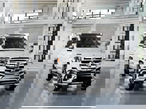 New 2026 Mercedes-Benz GLS 580 4MATIC image 9