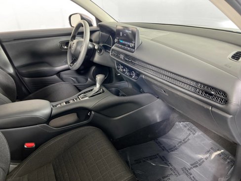 Used 2023 Honda HR-V LX image 26