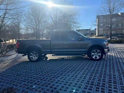 Used 2018 Ford F150 XLT w/ Equipment Group 302A Luxury image 8