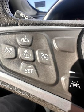 Used 2023 Chevrolet Malibu LT image 17