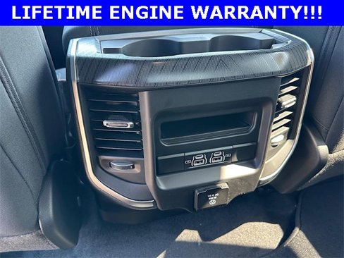 New 2026 RAM 1500 4x4 Crew Cab image 18