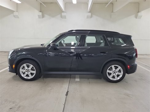 Used 2025 MINI Cooper Countryman SE image 8