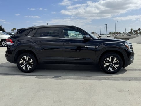New 2026 Volkswagen Atlas Cross Sport SE image 8
