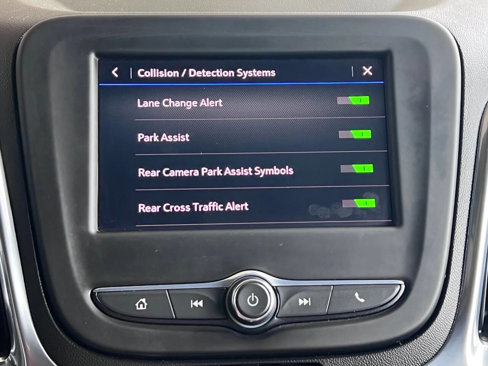 Used 2021 Chevrolet Equinox LT image 36