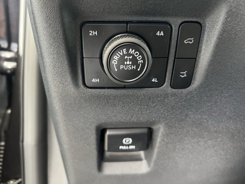 New 2025 Ford Expedition Tremor image 10
