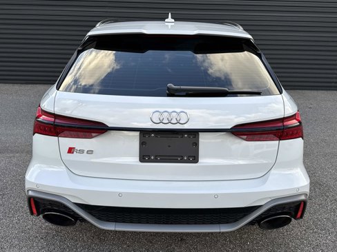 Used 2025 Audi RS 6 performance image 7