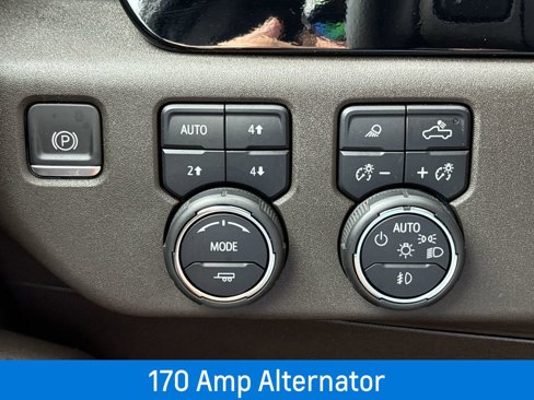 Used 2024 Chevrolet Silverado 2500 LT image 37