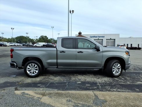 New 2026 Chevrolet Silverado 1500 Custom image 3