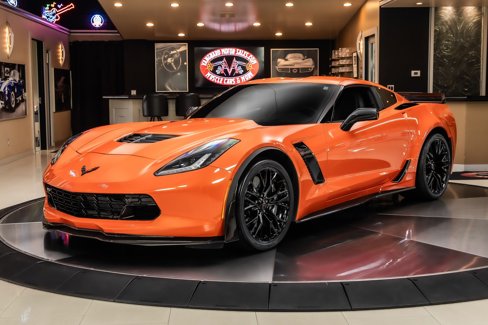 Used 2019 Chevrolet Corvette Z06 w/ Z07 Performance Package image 5