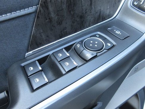 New 2025 Ford F250 Lariat w/ Lariat Ultimate Package image 10