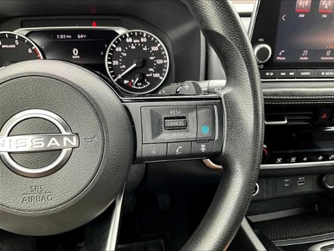 Certified 2022 Nissan Rogue SV image 23