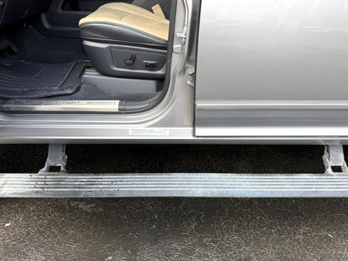 Used 2019 RAM 3500 Limited image 17