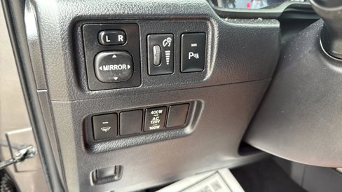Used 2014 Toyota 4Runner Limited image 16