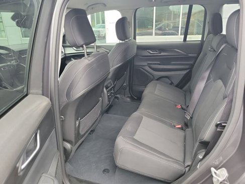 Used 2023 Jeep Grand Cherokee Laredo w/ Trailer Tow Prep Group (B) image 28