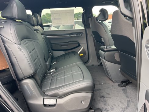 New 2026 Kia EV9 Land image 13