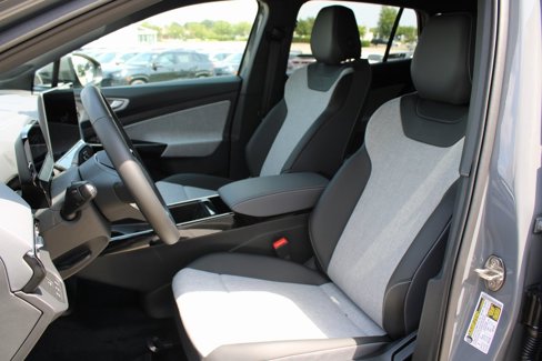 New 2025 Volkswagen ID.4 Pro image 7