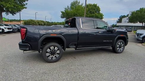 New 2025 GMC Sierra 2500 Denali w/ Denali Reserve Package image 9