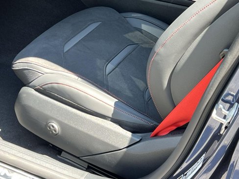 New 2025 Mercedes-Benz C 43 AMG 4MATIC Sedan image 12