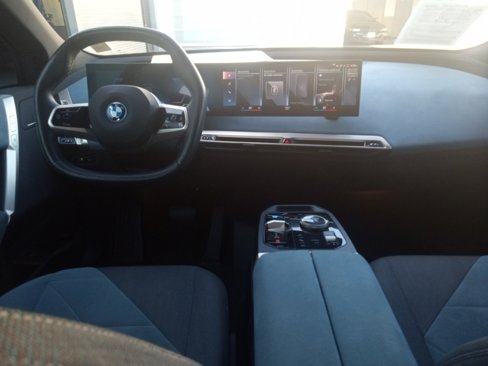 Certified 2022 BMW iX xDrive50 w/ Sport Package image 12