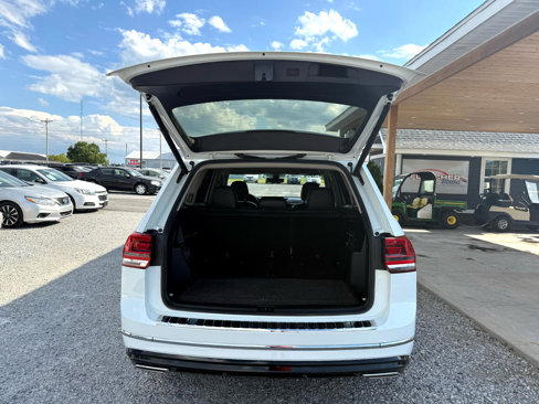 Used 2018 Volkswagen Atlas SE w/ R-Line Package image 59