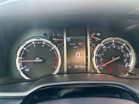 Used 2024 Toyota 4Runner TRD Off-Road image 13