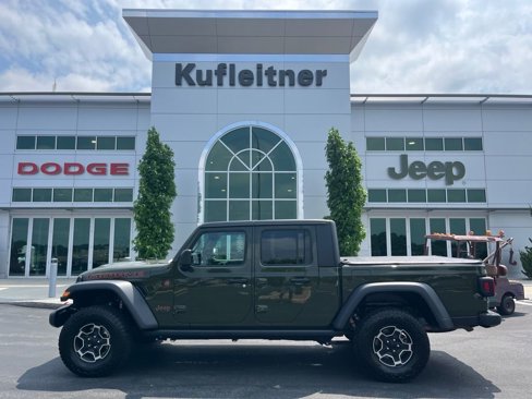 Used 2022 Jeep Gladiator Mojave w/ Cold Weather Group image 1