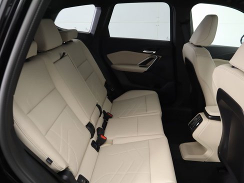 Used 2025 BMW X1 xDrive28i w/ Technology Package image 24