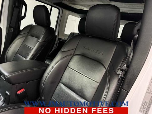 Used 2023 Jeep Wrangler Sahara image 14