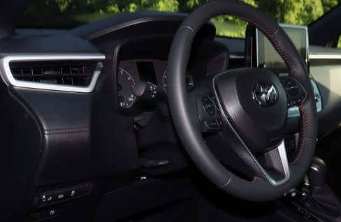 New 2025 Toyota Corolla Cross AWD Hybrid image 14
