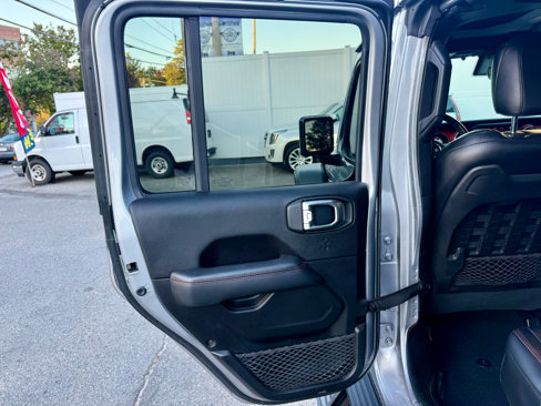 Used 2020 Jeep Gladiator Rubicon image 19