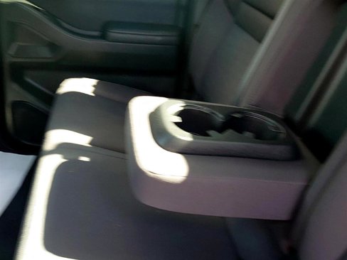 Used 2023 Nissan Frontier SV image 14