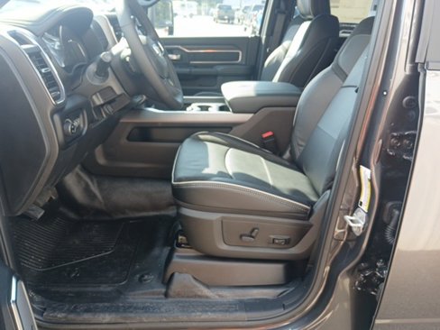 New 2026 RAM 4500 Laramie w/ Laramie Trim Package image 33