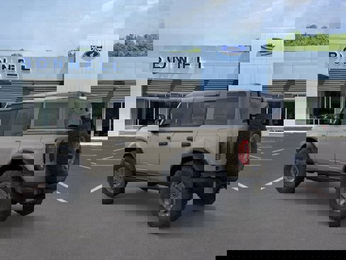 New 2025 Ford Bronco Badlands image 4