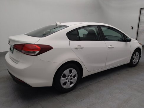 Used 2018 Kia Forte LX image 10