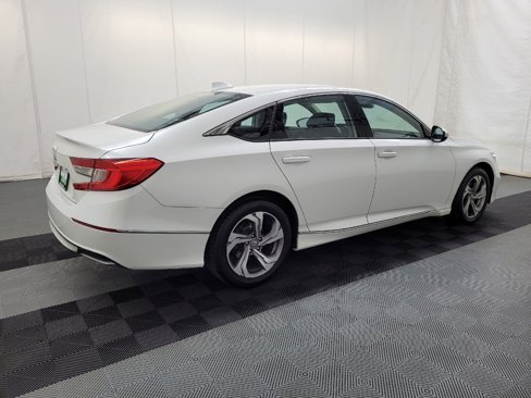 Used 2019 Honda Accord EX image 10