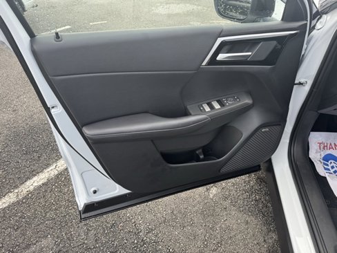 New 2025 Mitsubishi Outlander AWD image 14