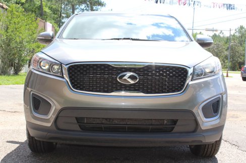 Used 2017 Kia Sorento L image 7