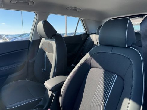 Certified 2025 Hyundai Venue Limited image 20