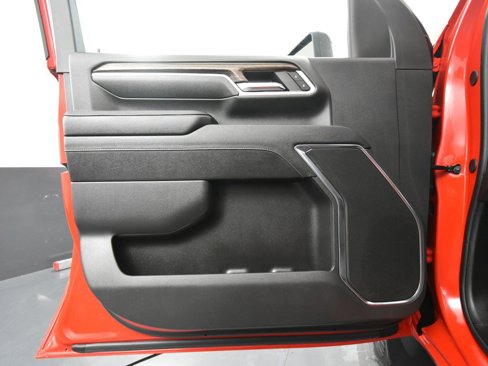 Used 2024 GMC Sierra 2500 SLE image 16