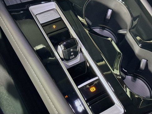 New 2025 Volkswagen Atlas SEL image 19