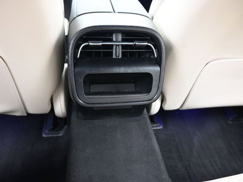 Used 2025 Mercedes-Benz E 350 Sedan image 43