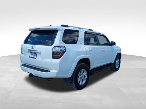 Used 2021 Toyota 4Runner SR5 Premium image 5