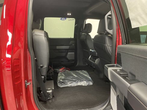 New 2025 Ford F150 Lariat w/ Equipment Group 501A Mid image 30