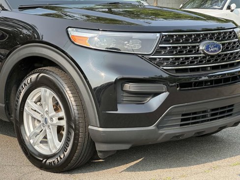 Used 2022 Ford Explorer XLT image 5