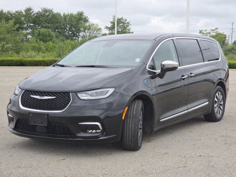 Used 2023 Chrysler Pacifica Limited image 22