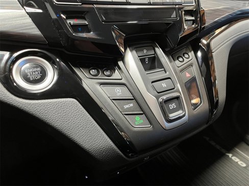 Used 2023 Honda Odyssey Touring image 41