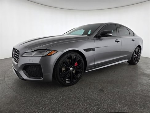 Certified 2024 Jaguar XF R-Dynamic SE image 27