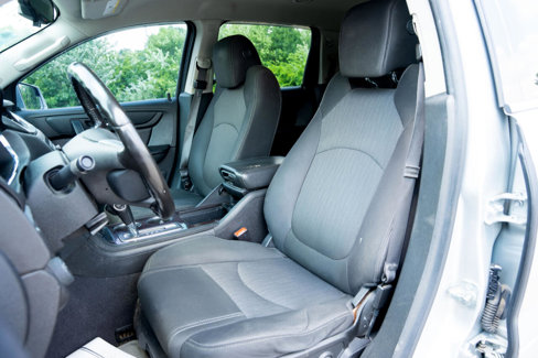 Used 2017 Chevrolet Traverse LT image 6