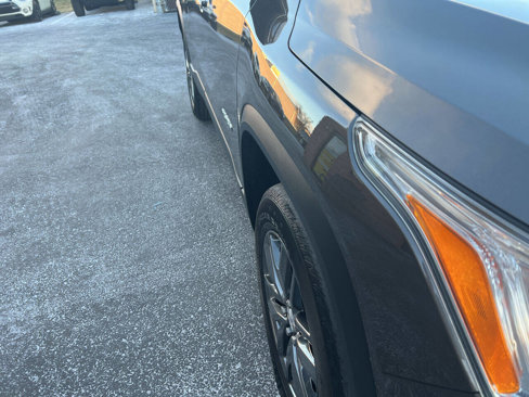 Used 2019 GMC Acadia SLT image 8