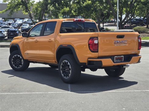 New 2026 GMC Canyon AT4 w/ AT4 Premium Package image 6
